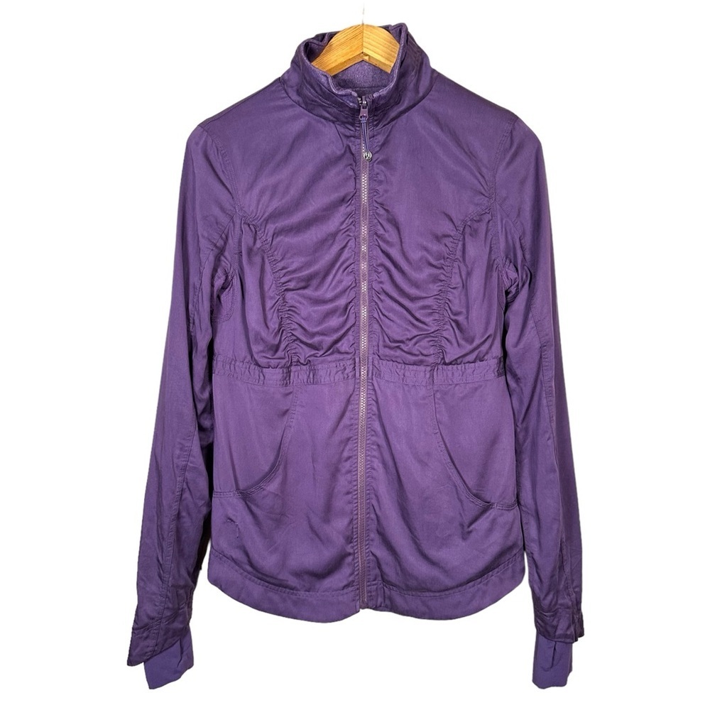 LULULEMON Inner Peace Reversible Jacket in Concord Grape - Picture 6 of 16